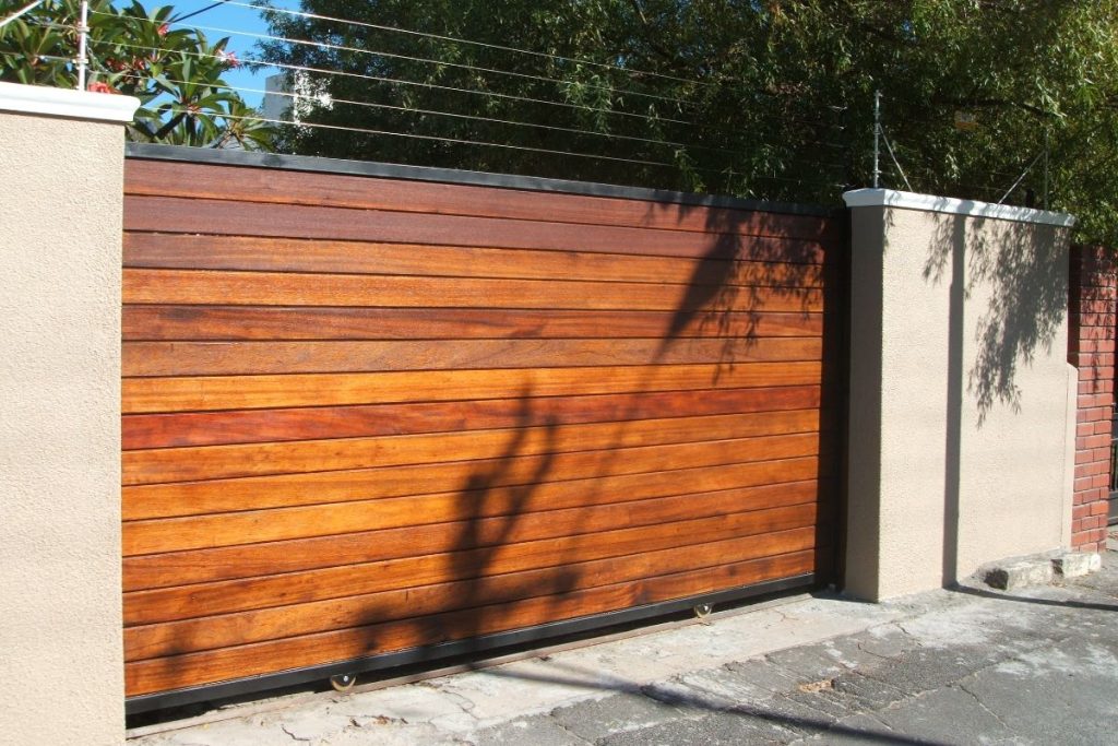 gate-motors-Wood 05-min